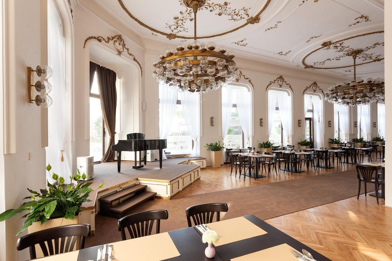 普拉哈酒店 Nový Jičín 外观 照片